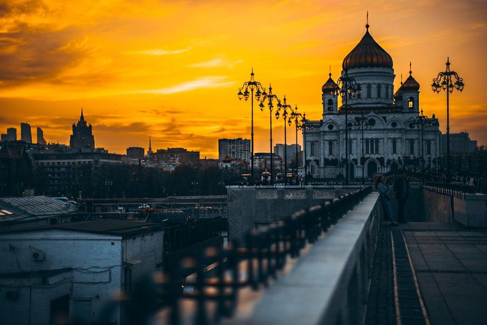 Огненный закат над Москвой