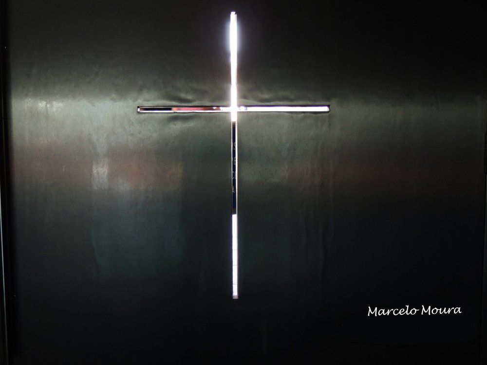Cross