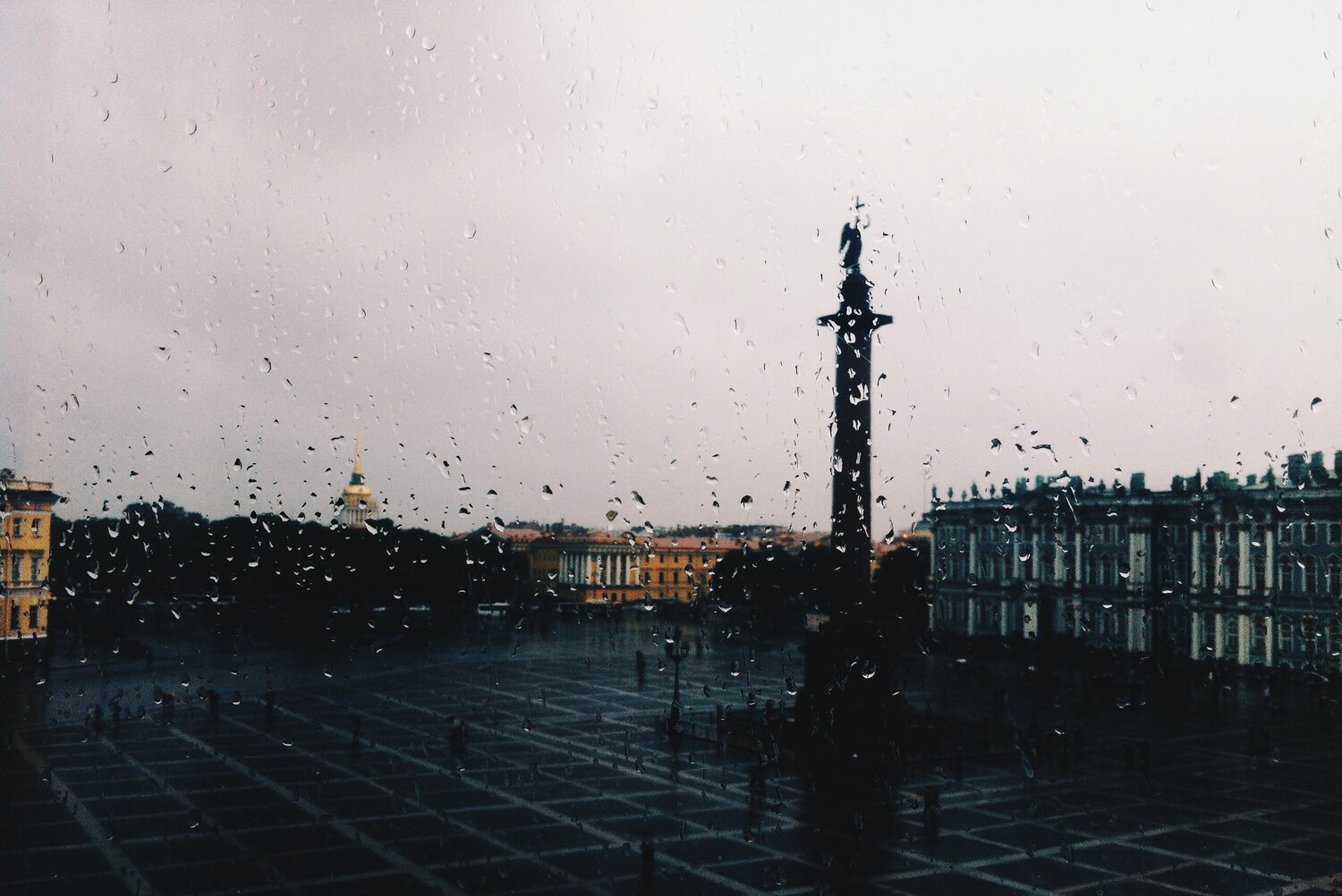 Дождливый Петербург