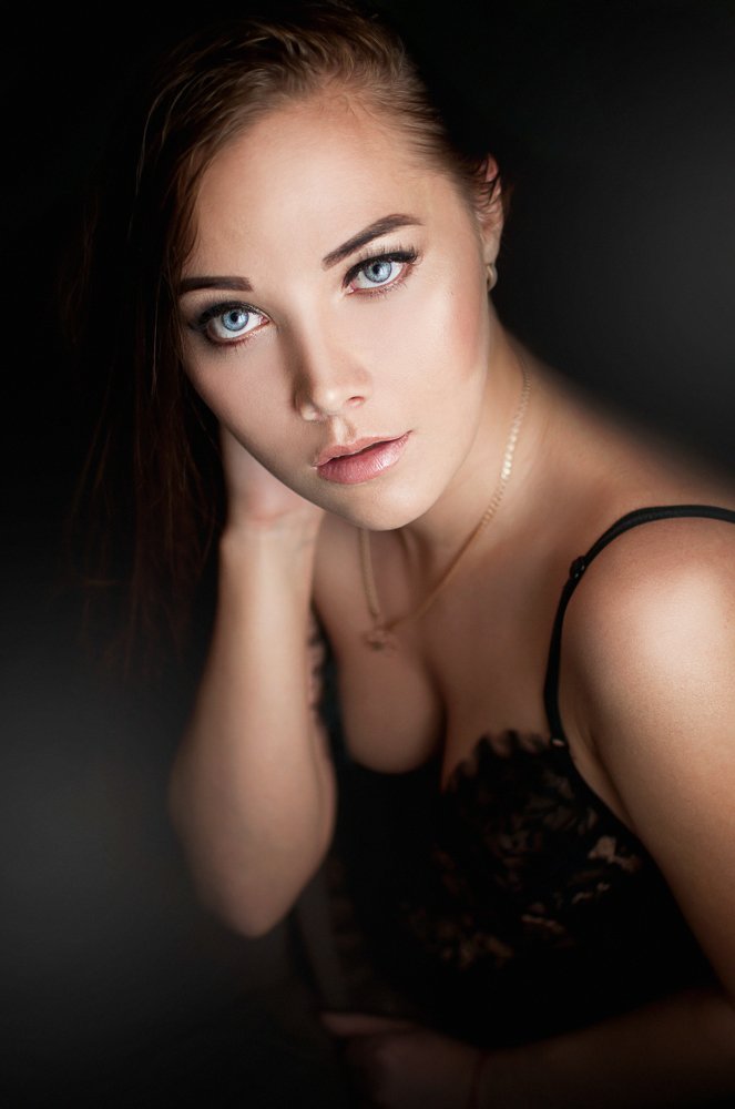 глаза цвета моря