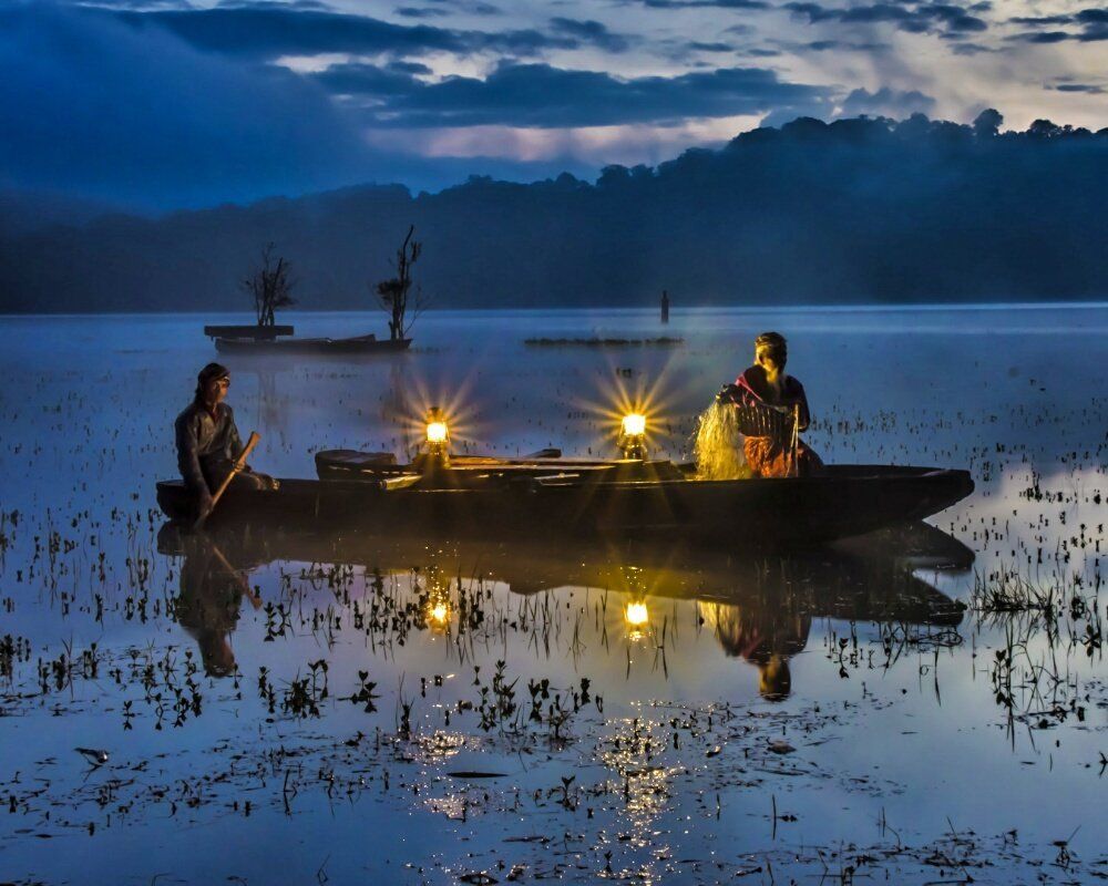 Fishermen in Tamblingan