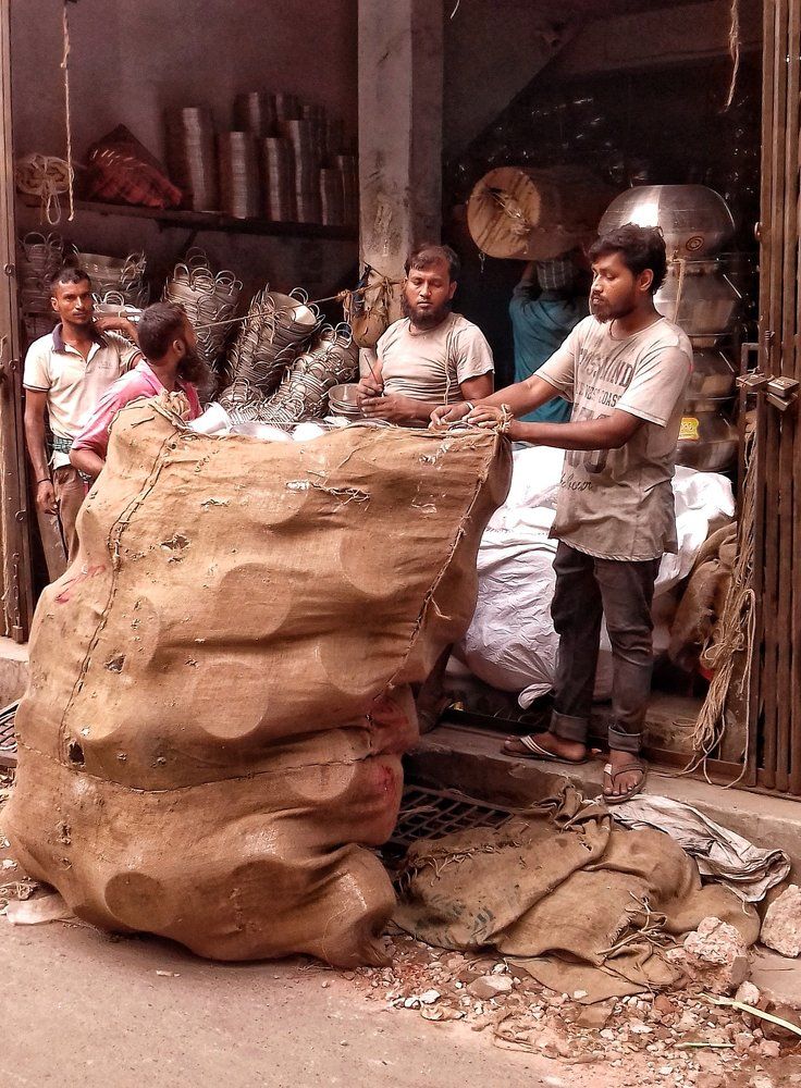 Daily life of labour.