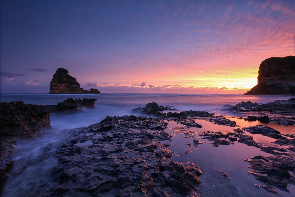 Sunset Buaq beach lombok