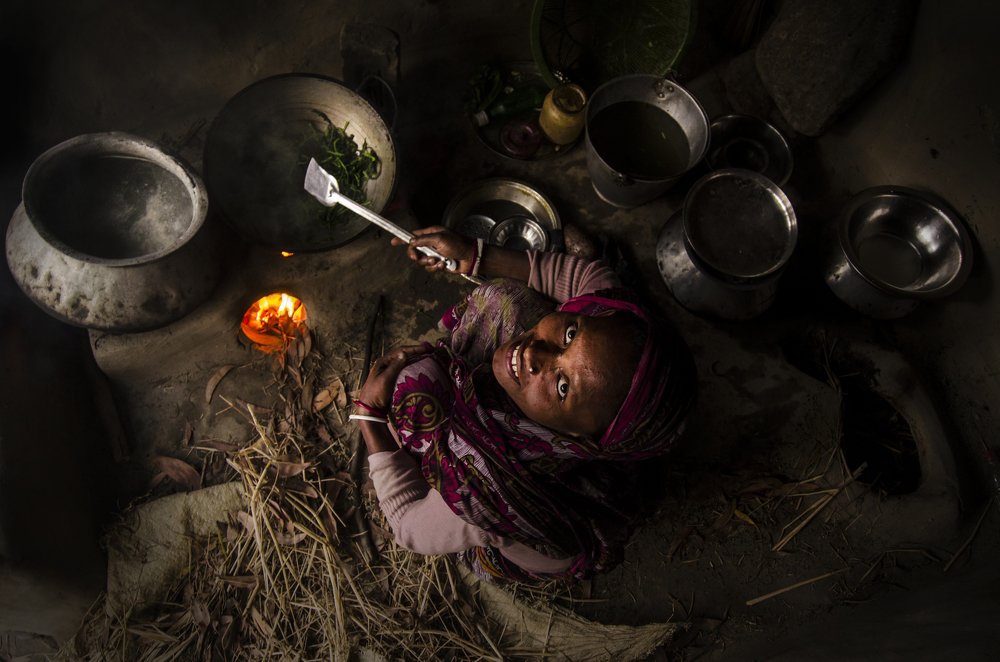 Every Bengal Wife is a Vinci's Monalisa