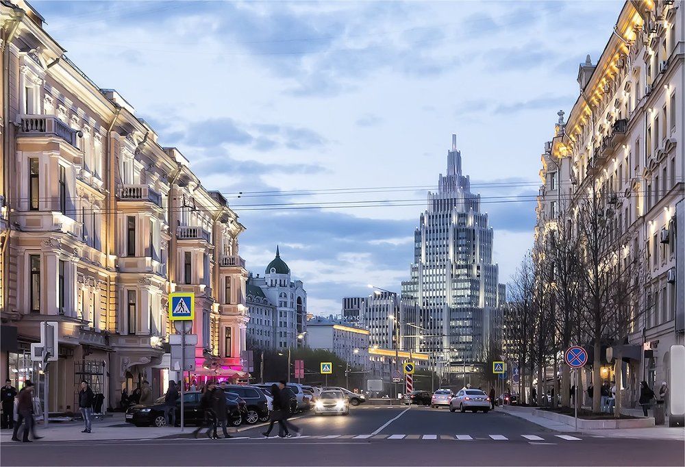 Вечерняя Москва
