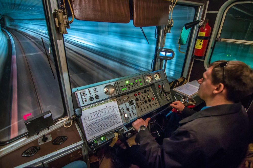 Звездолет набирает скорость