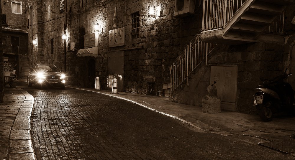 В старом городе.