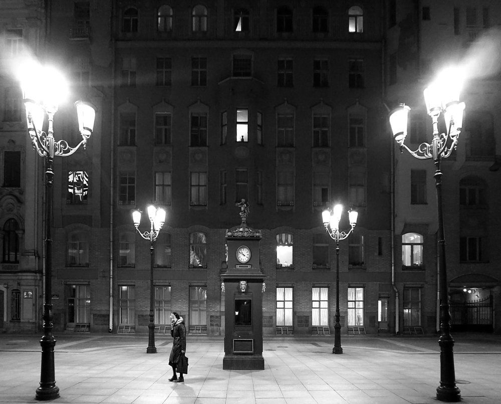 Ночь, улица, фонарь ...