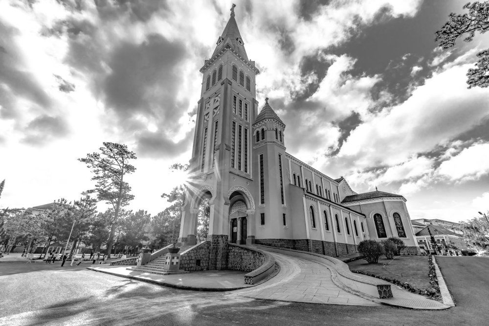 Nhà thờ chính tòa Thánh Nicôla Bari