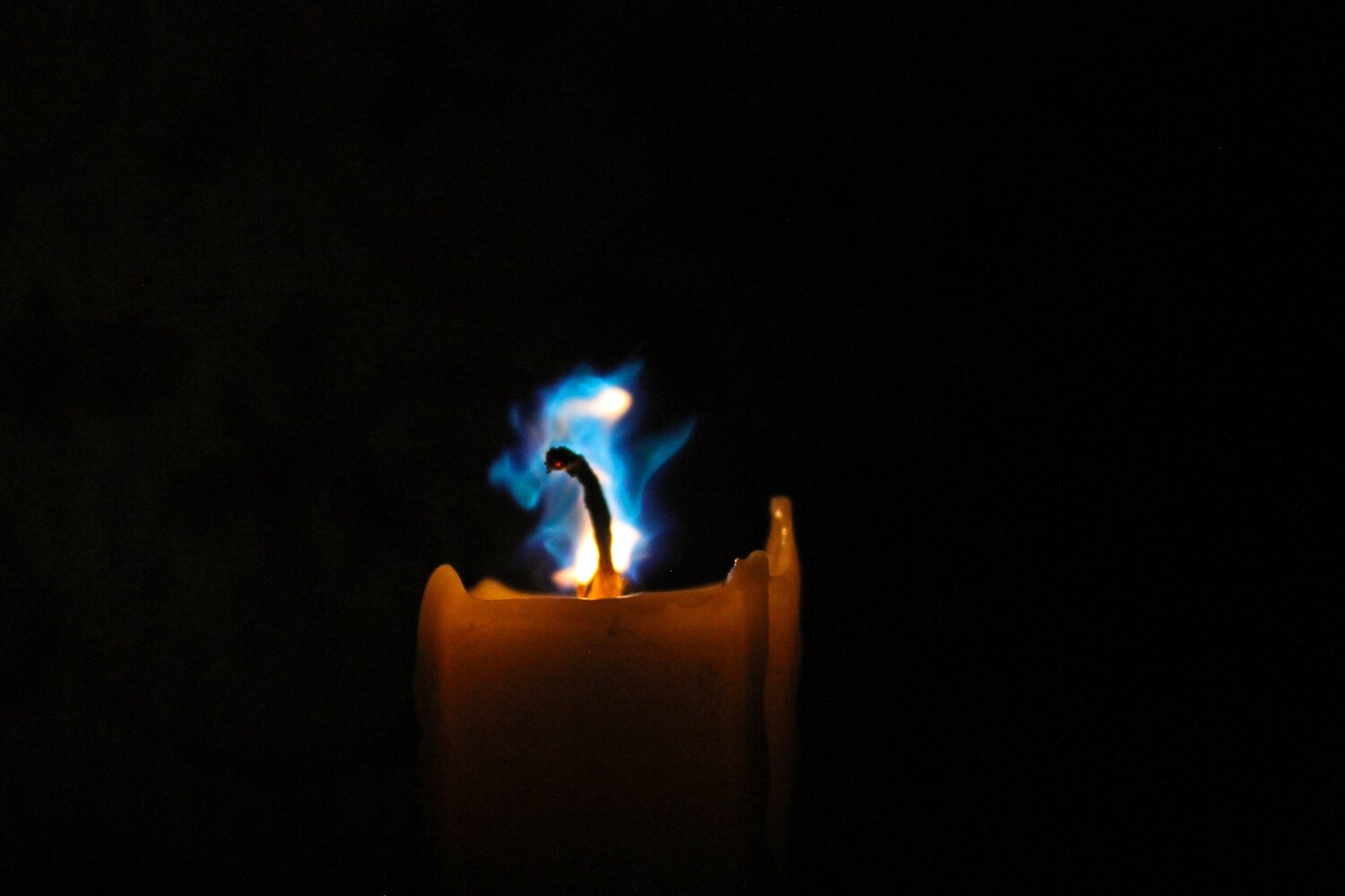 пламя свечи