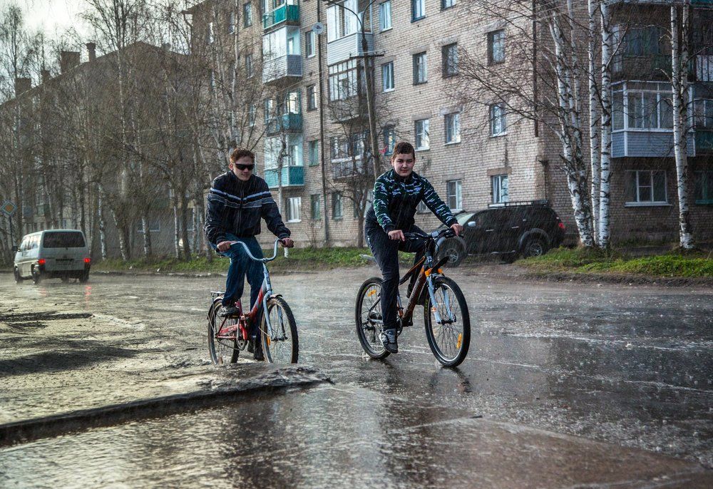 Холодный дождь в начале лета.