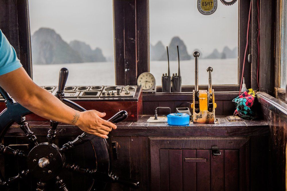Курс на Бухту Ха Лонг