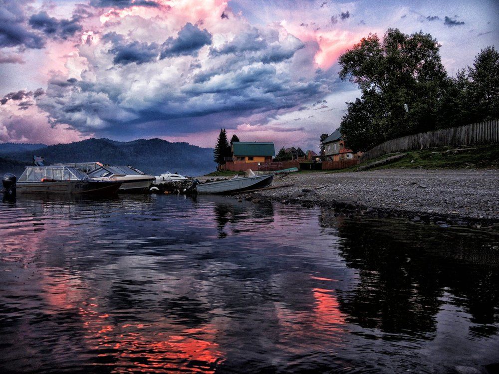 Вечер в Артыбаше. Телецкое озеро