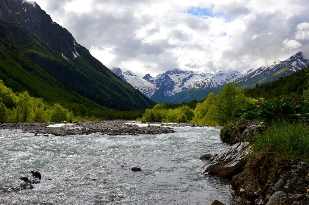 Незабываемое Доммай-Ульгенское ущелье