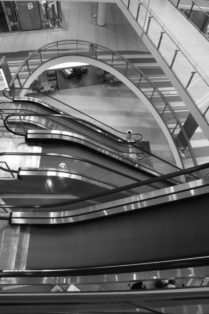 Эскалаторы в Стокманн - Невский Центр. Санкт-Петербург.