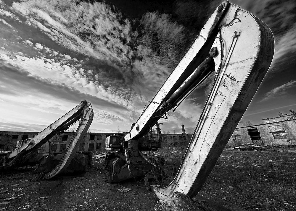 Завод-призрак.