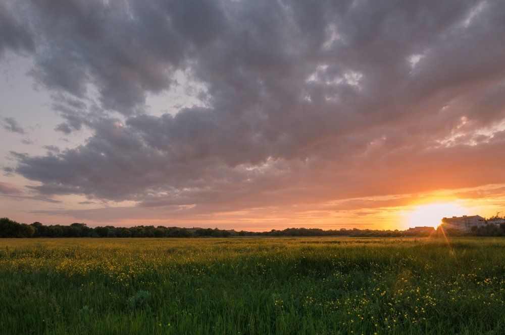 Первый вечер этого лета