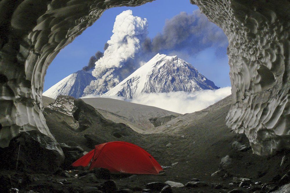 Красная палатка