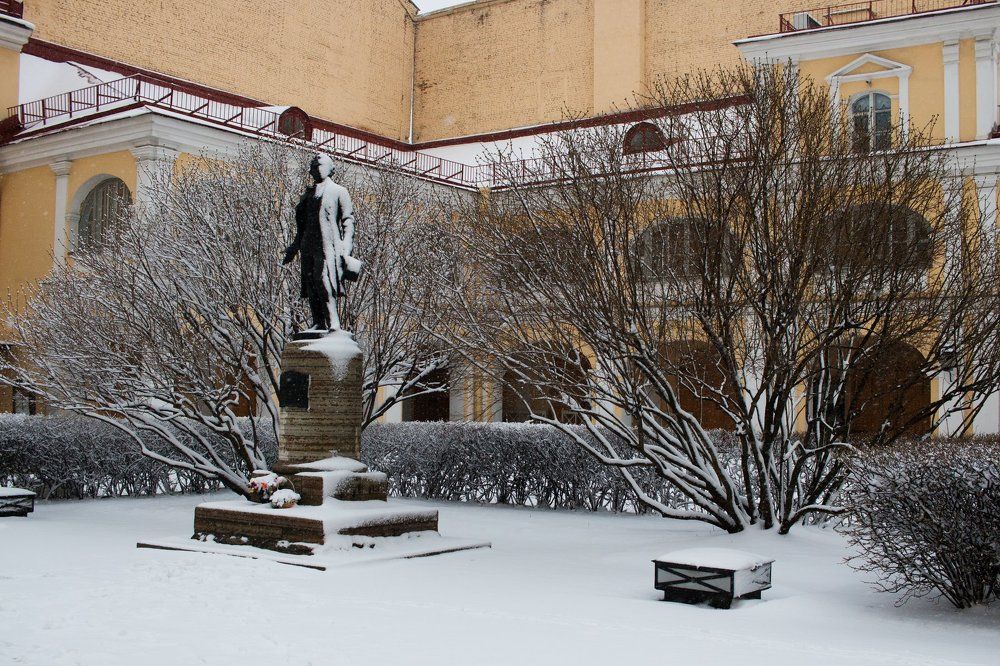 Снежная весна