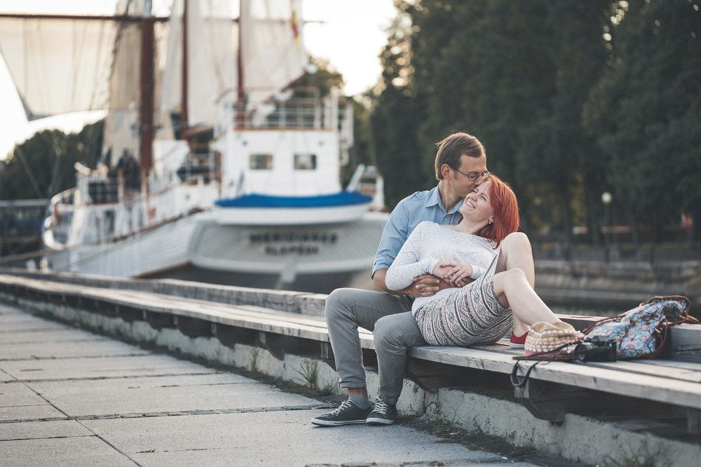 У набережной