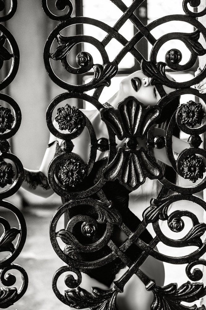 Изгибы женщины