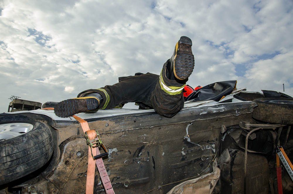 TRAINING VICTIM RESCUE IN VEICULAR ACCIDENT