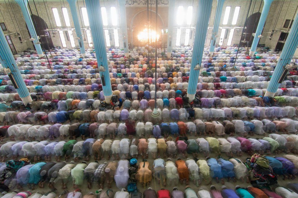 Pray in Mosque