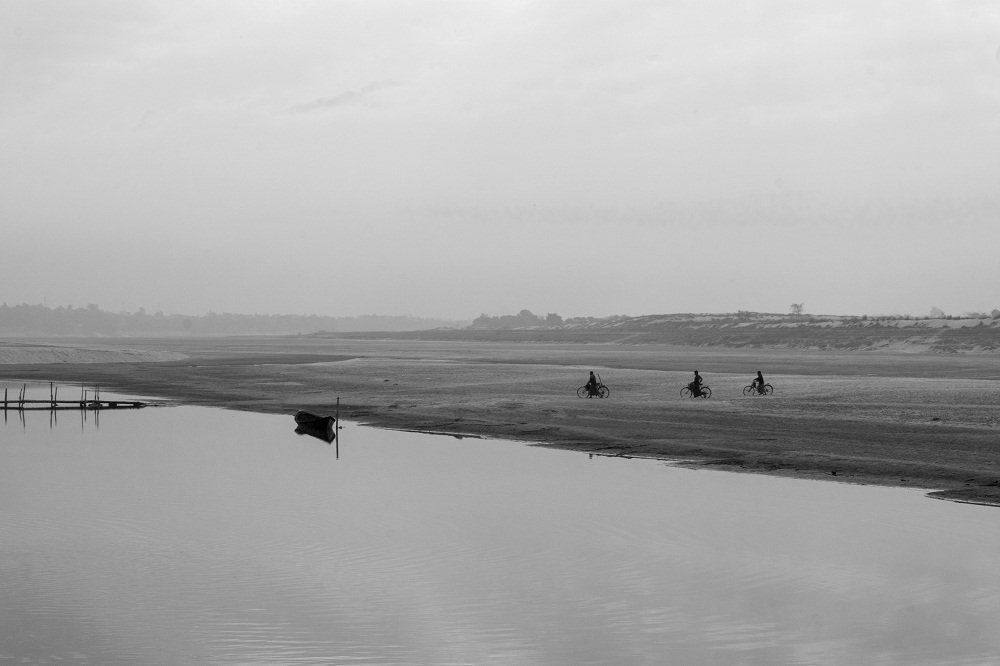 দিন শেষে ঘরে ফেরা