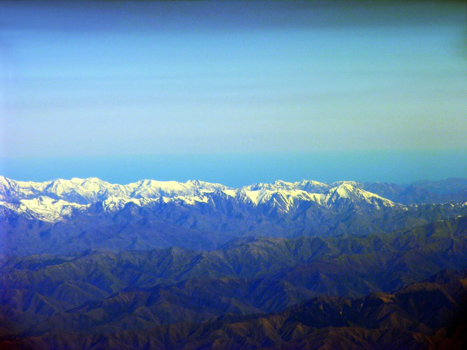 That`s Snow on them hills