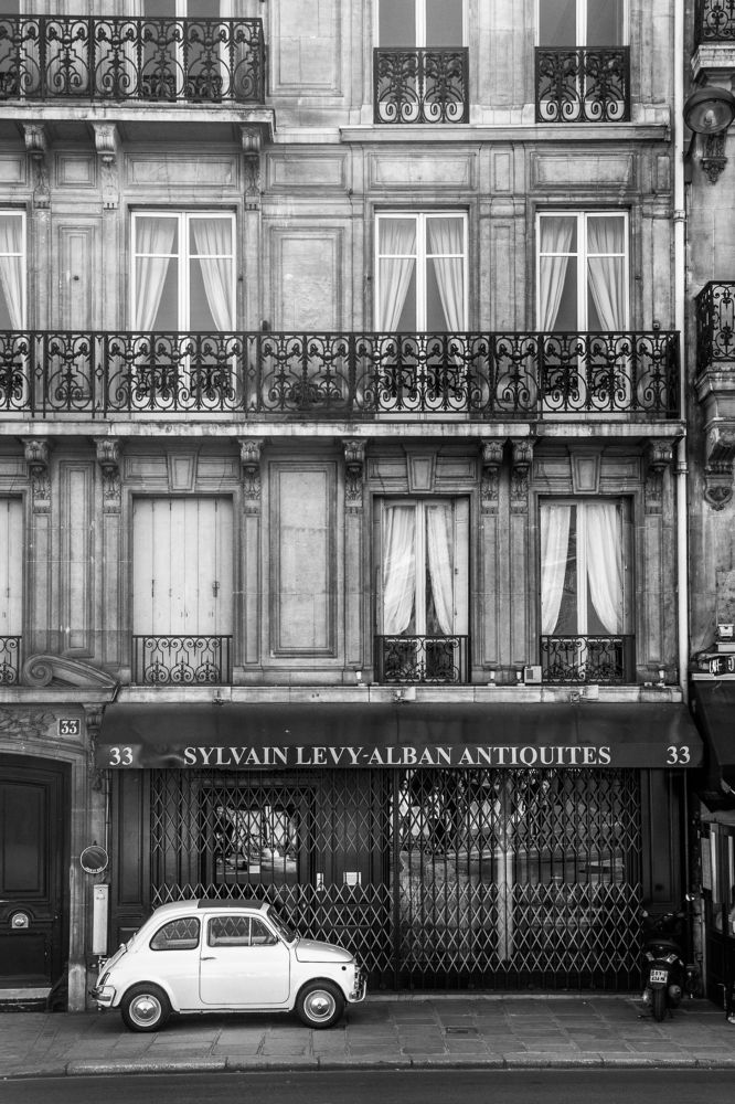 Parking in Paris / Парковка в Париже