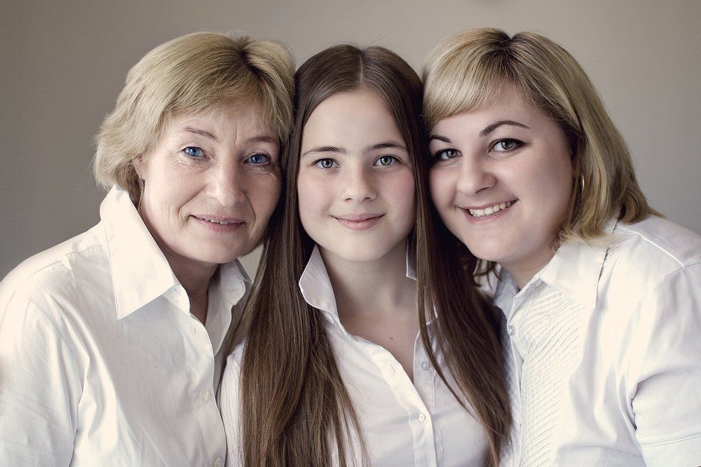 три поколения