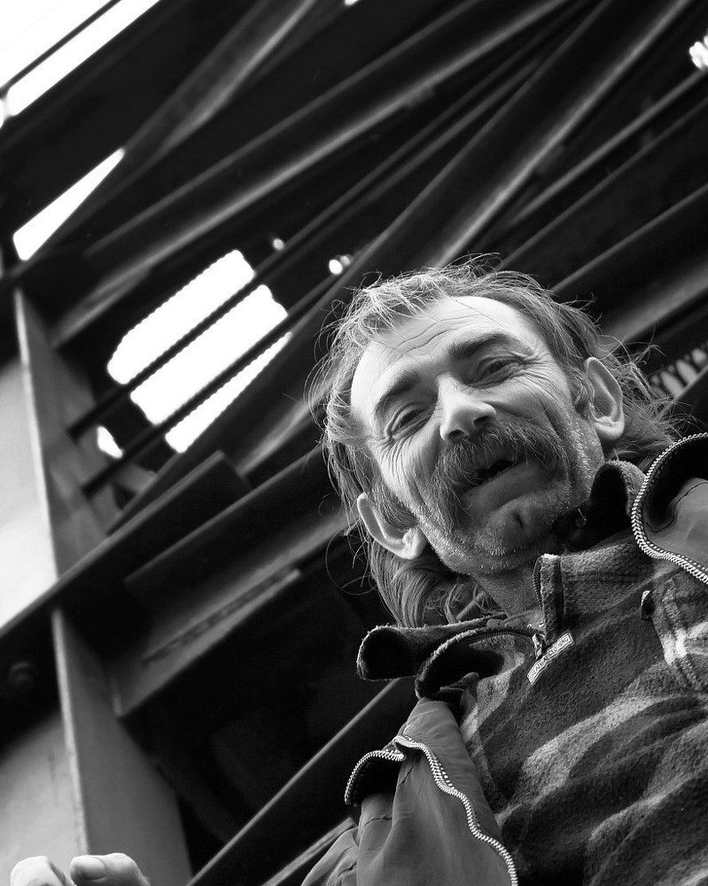 крановщик Сергей Матвеич Рома