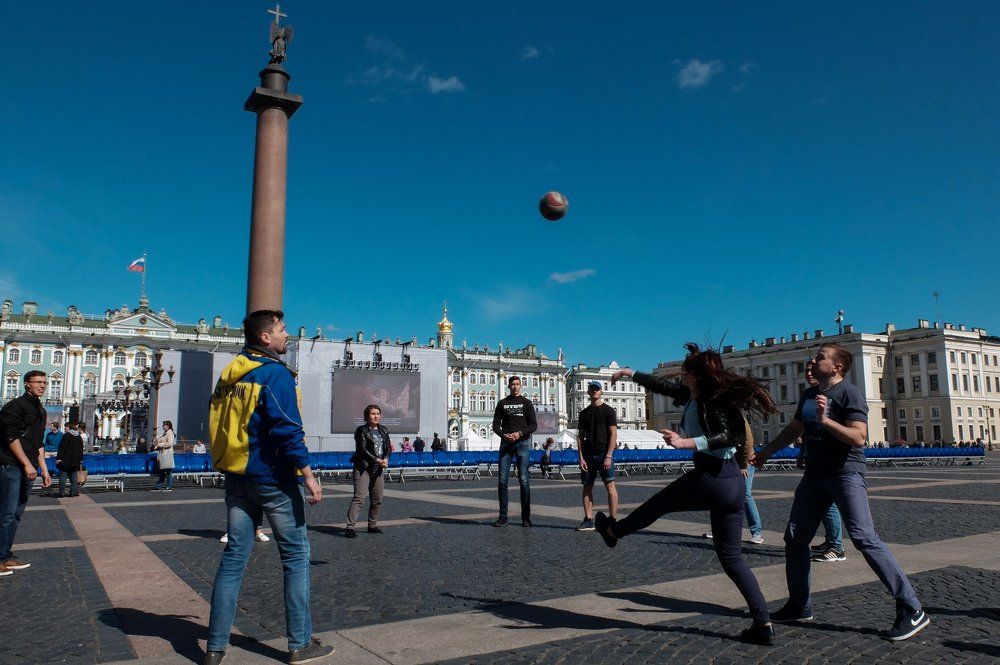 Игры на Дворцовой