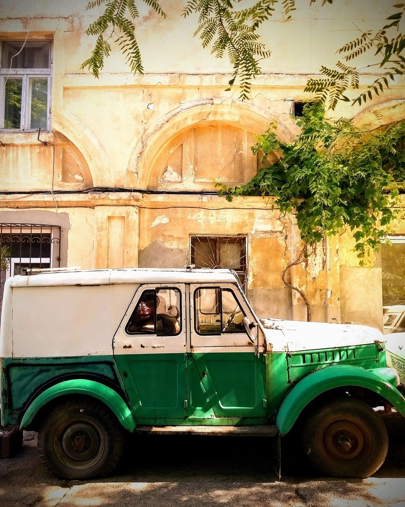 Retro car