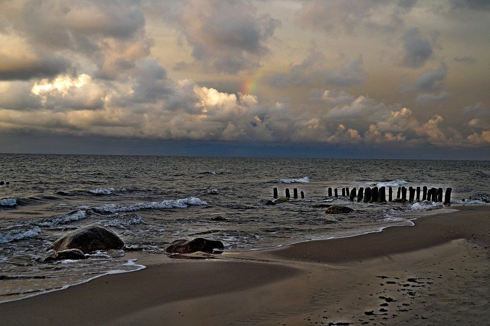 Радуга над морем