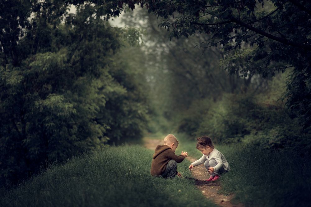 Где-то в городе..