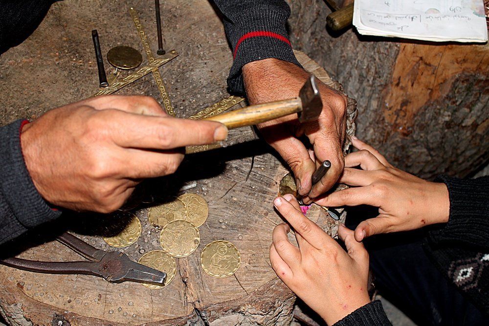 Избиение шаблонов монет