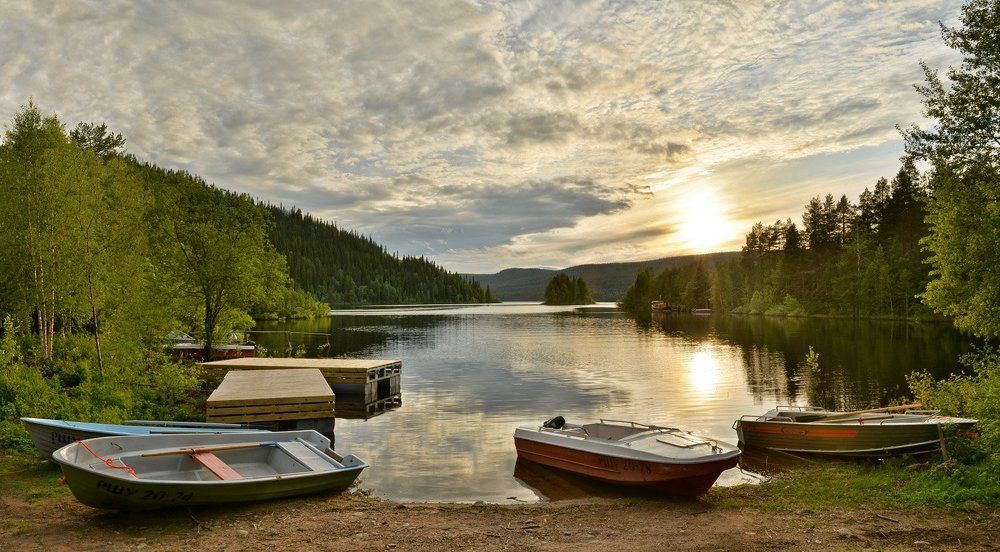 Летний вечер у причала