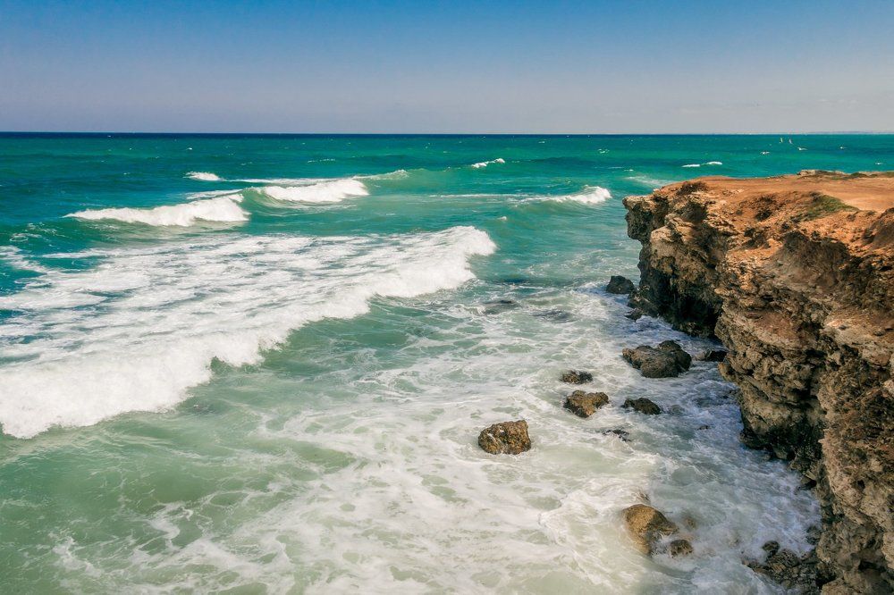 Черное море сердится