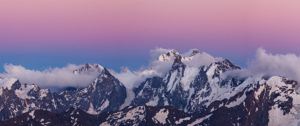 "Ушба в поясе Венеры"