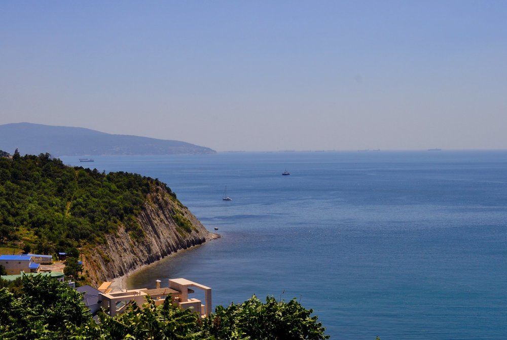 У Новороссийска