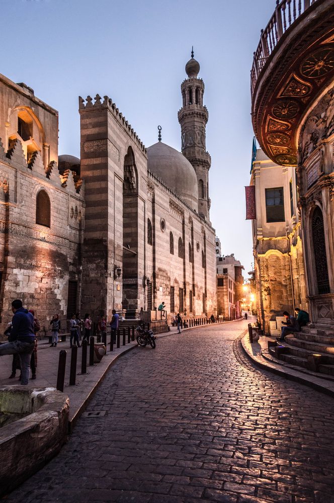 Al-Mu'az Ladin Allah street