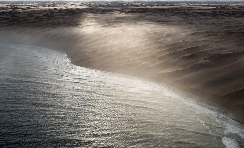 Над Берегом Скелетов