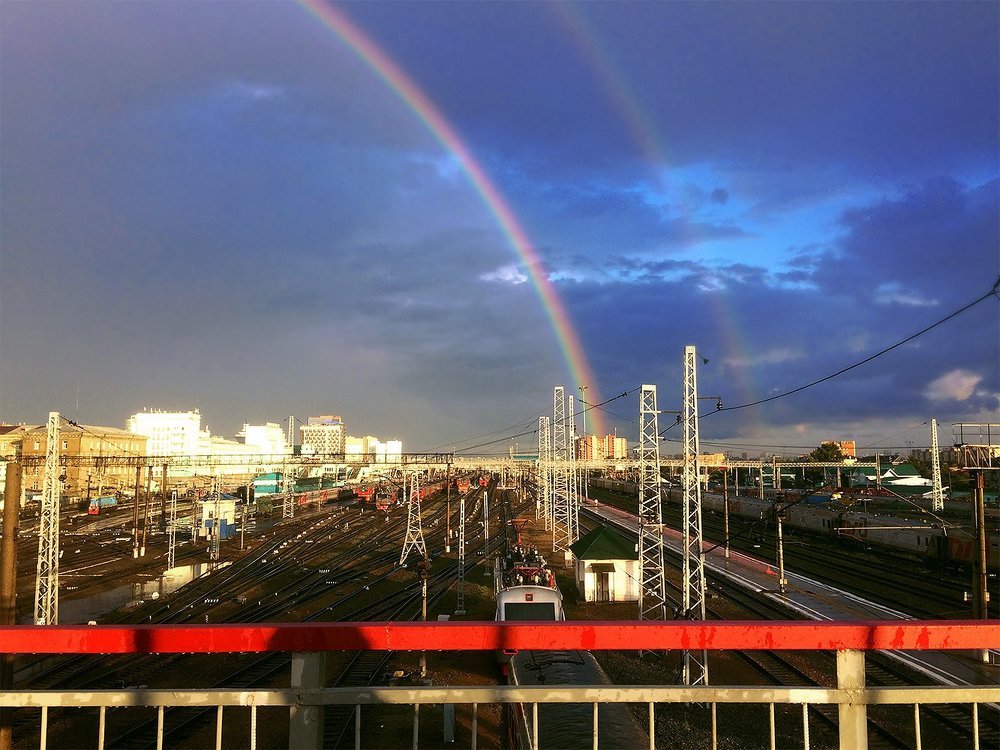 Двойная радуга над ж/д вокзалом