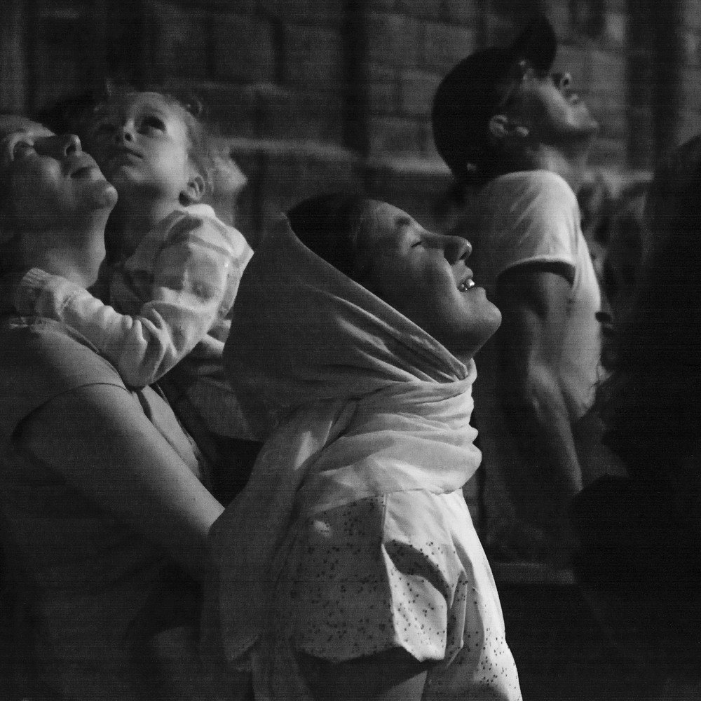 салют в летнюю ночь