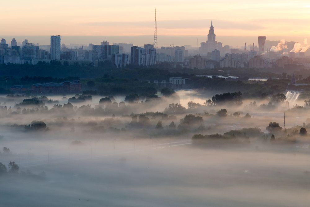 Утро в Москве