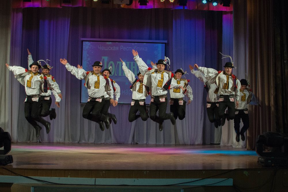 В ритмах танца.