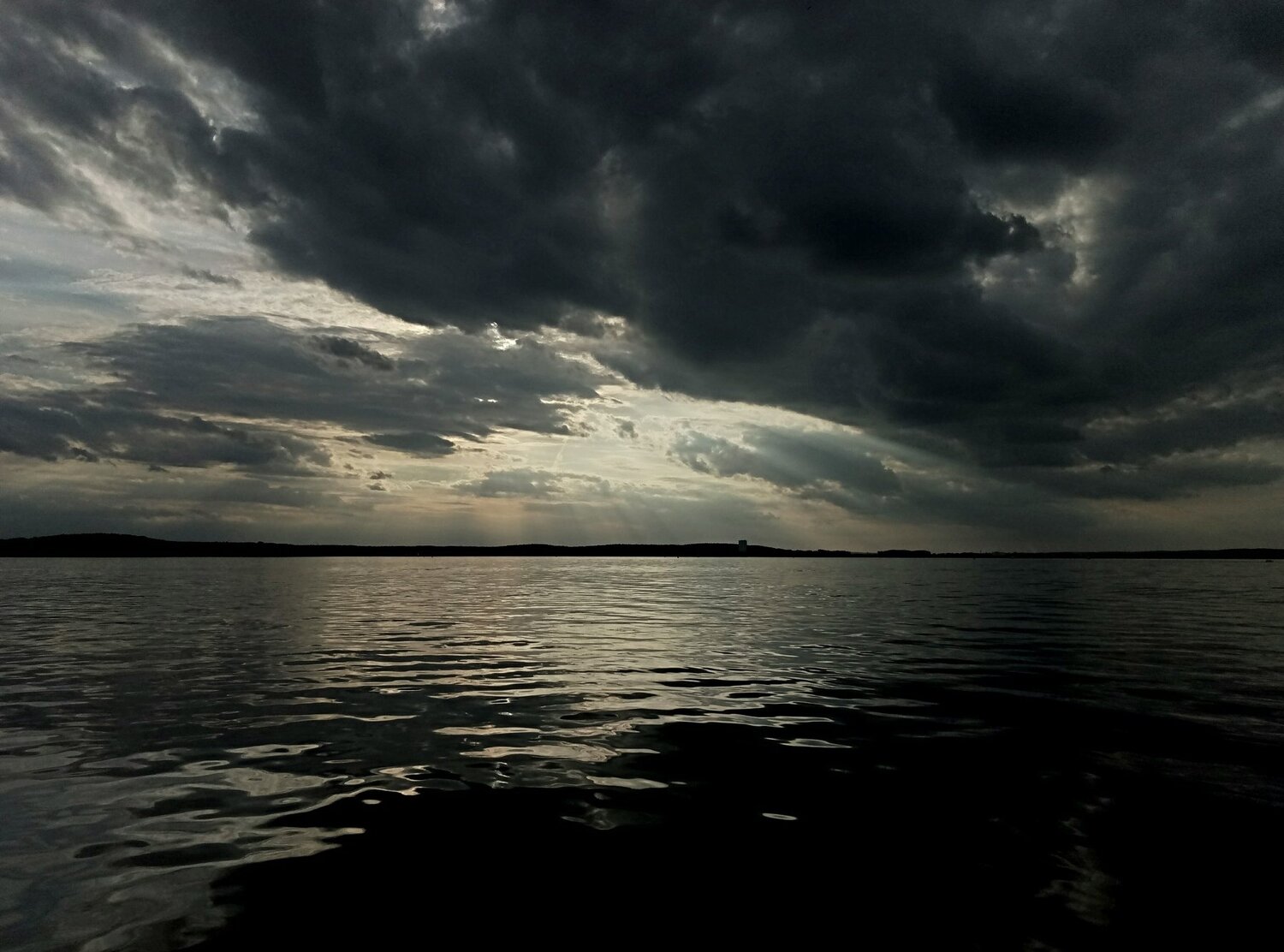 на море закат