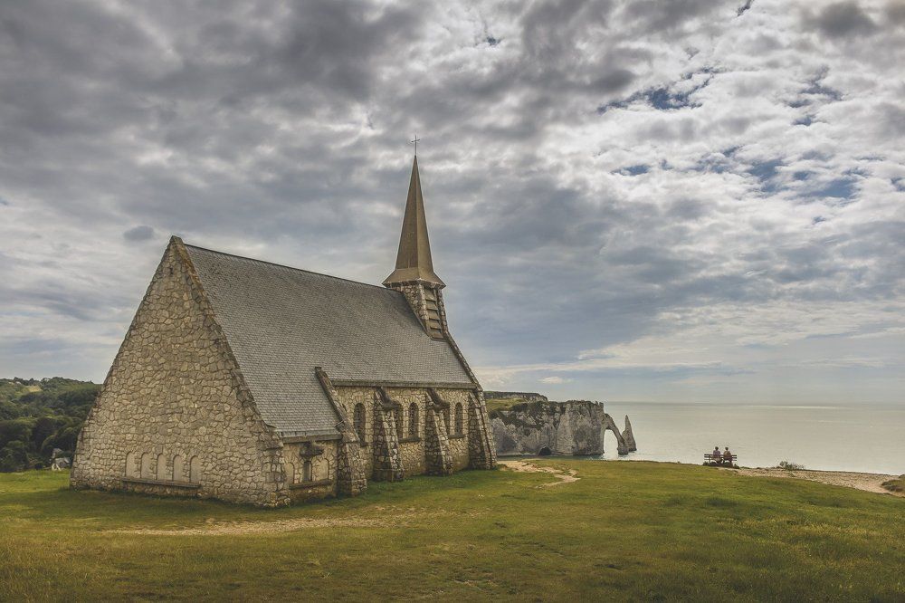 Церковь на скале.