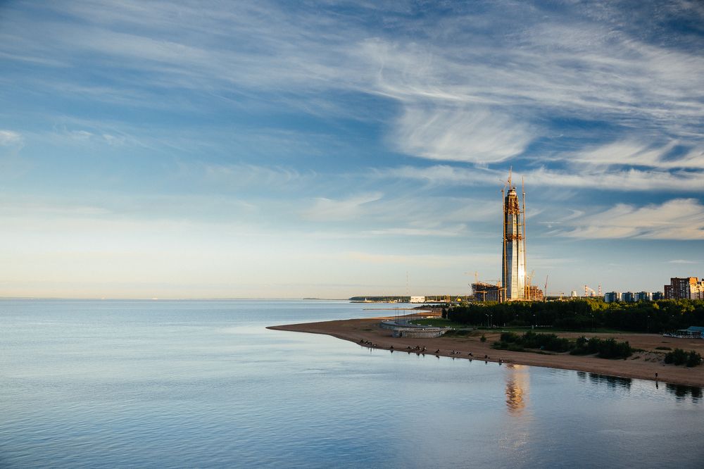 Рассвет над Лахта Центром